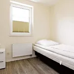 6 Person In Großenbrode