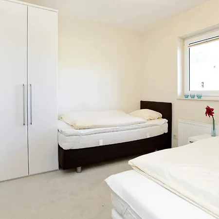 Two-bedroom In 17 Appartement