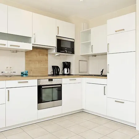 6 Person In Apartament Großenbrode