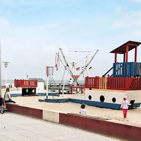 شقة 6 Person In *