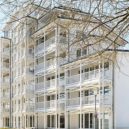 6 Person In * Großenbrode