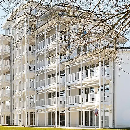 Apartment 6 Person In *